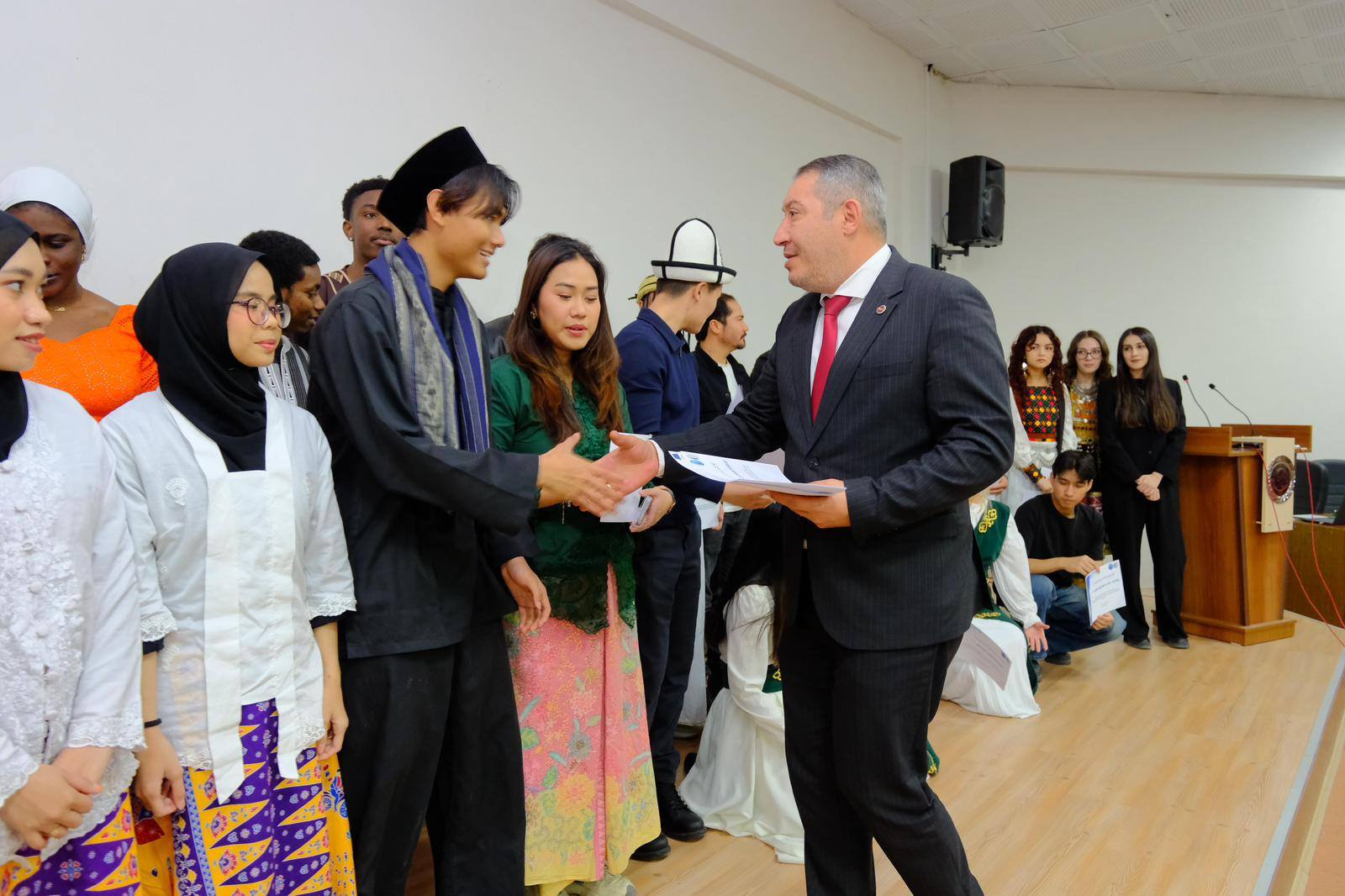 ULUSLARARASI ÖĞRENCİLER KÜLTÜR BULUŞMASI DİNAR’DA GERÇEKLEŞTİRİLDİ 7 599950944 905404662011851 8691699403230314954 n