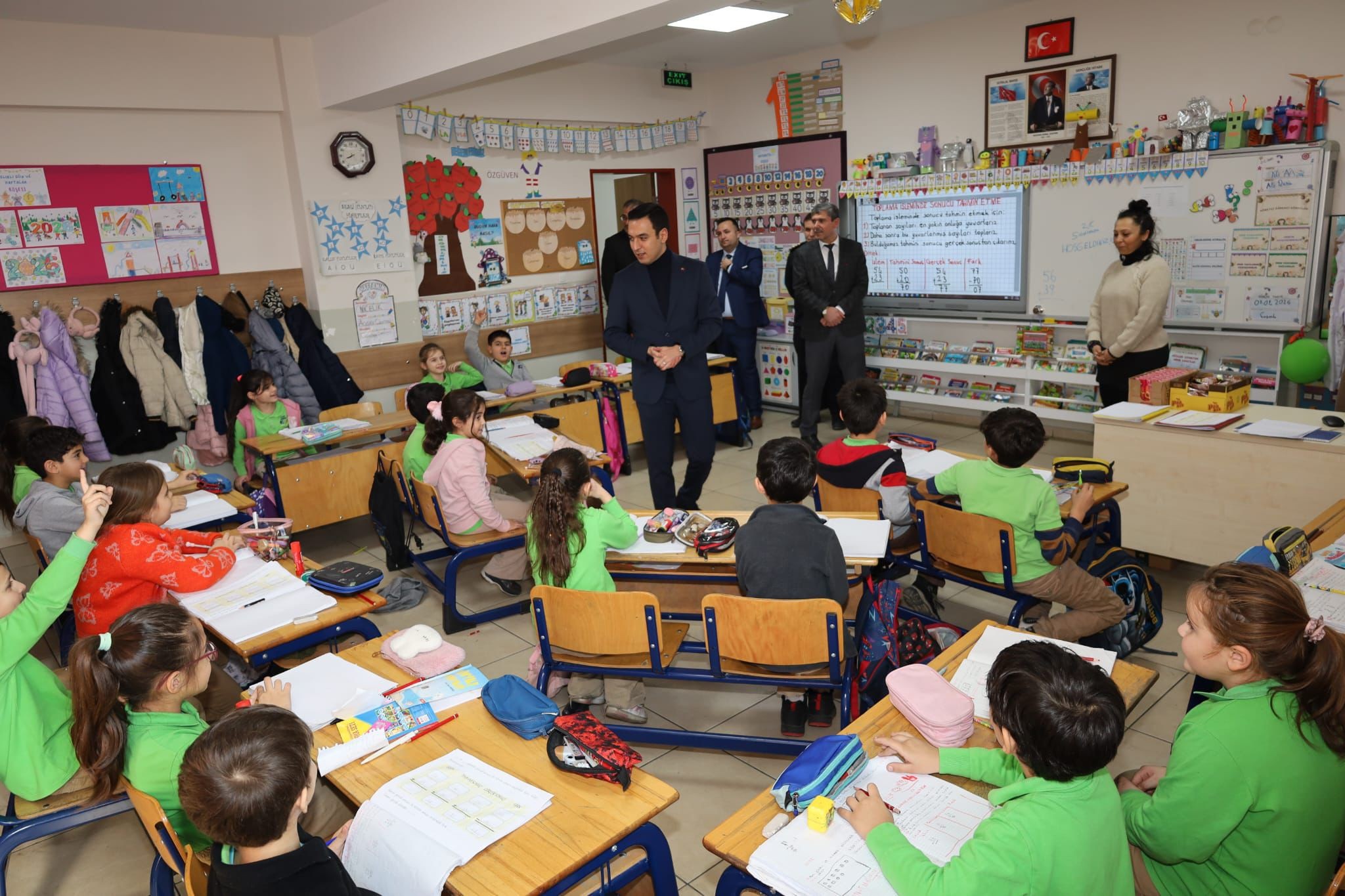 KAYMAKAM HASAN UĞUZ’DAN OKUL ZİYARETİ 5 612233220 919661397252844 7745344241028989220 n