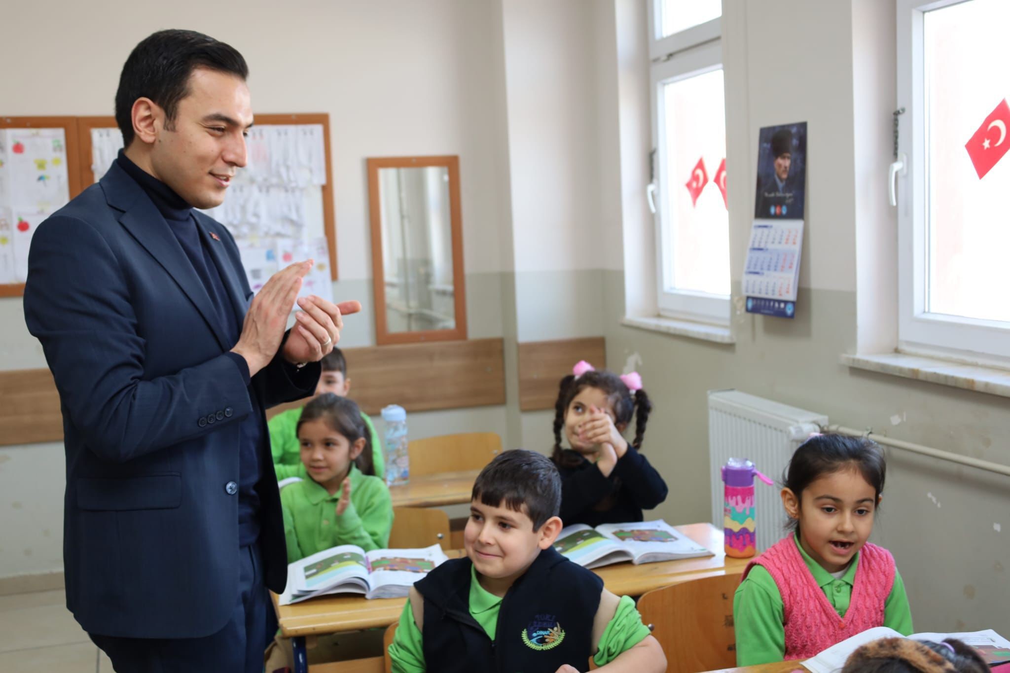 KAYMAKAM HASAN UĞUZ’DAN OKUL ZİYARETİ 8 612600250 919661340586183 1368251585630622593 n