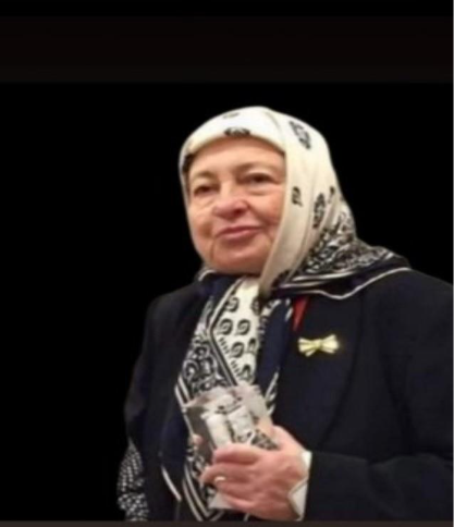 Yazan : Raif Öztürk AYNUR TOKER TEYZEMİZE 2 indir