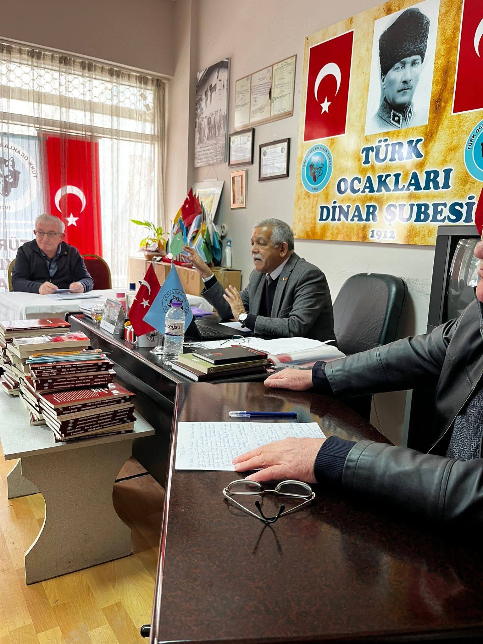 . TÜRK OCAKLARI DİNAR ŞUBESİ ŞUBAT AYI OCAK BAŞI SOHBET TOPLANTISINDA "TÜRKLERE YAPILAN SOYKIRIMLARI" KONUŞ 2 641173027 956828873536096 2582823682621530688 n