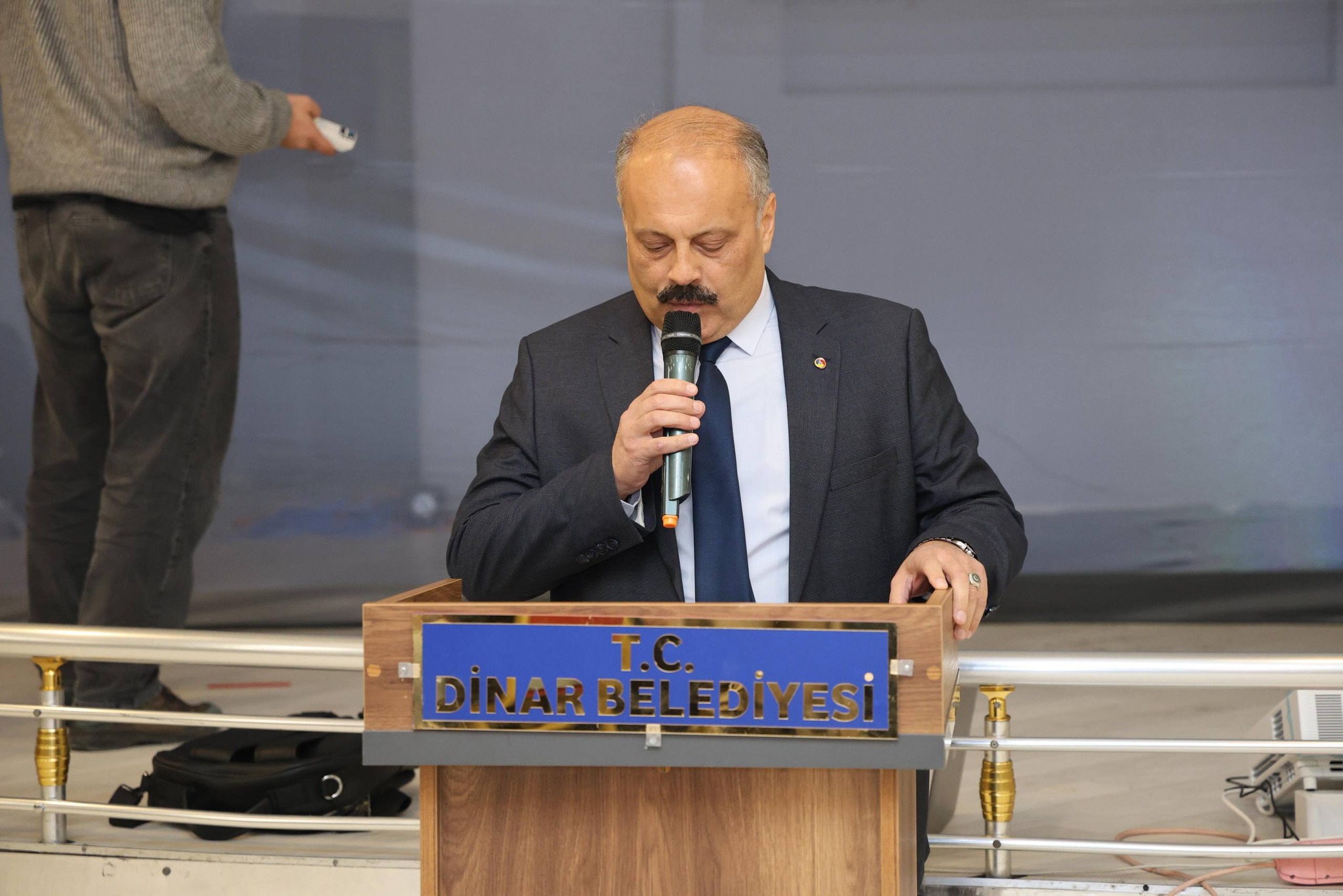 DİTSO YÖNETİM KURULU BAŞKANI VELİ ÖZCAN’DAN    DİNAR MYO VE  DİNAR UBYO ÖĞRENCİLERİNE İFTAR YEMEĞİ VERİLDİ.